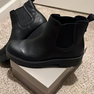 Ugg Ashton Waterproof Chelsea Booties